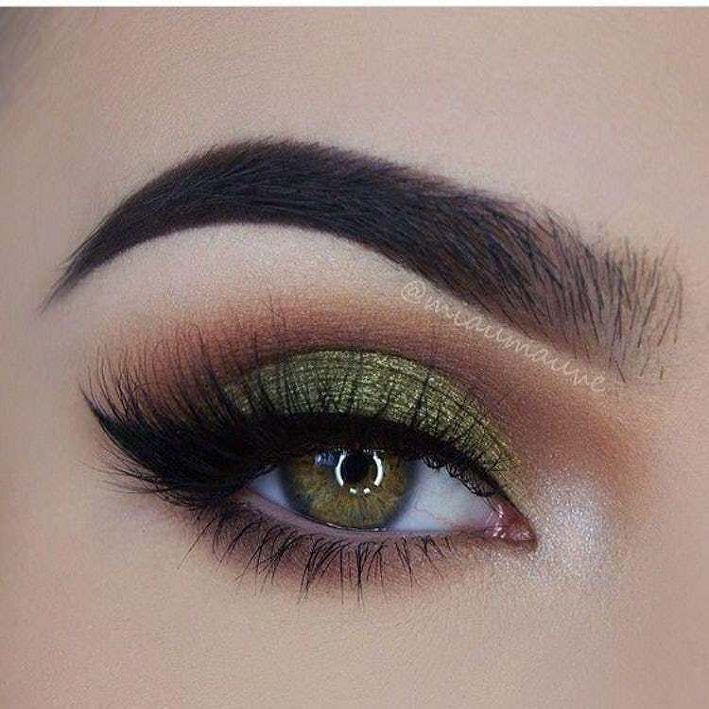 best eye shadow color for green eyes