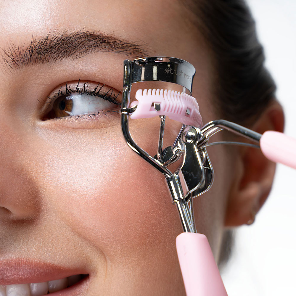 eyelash curler